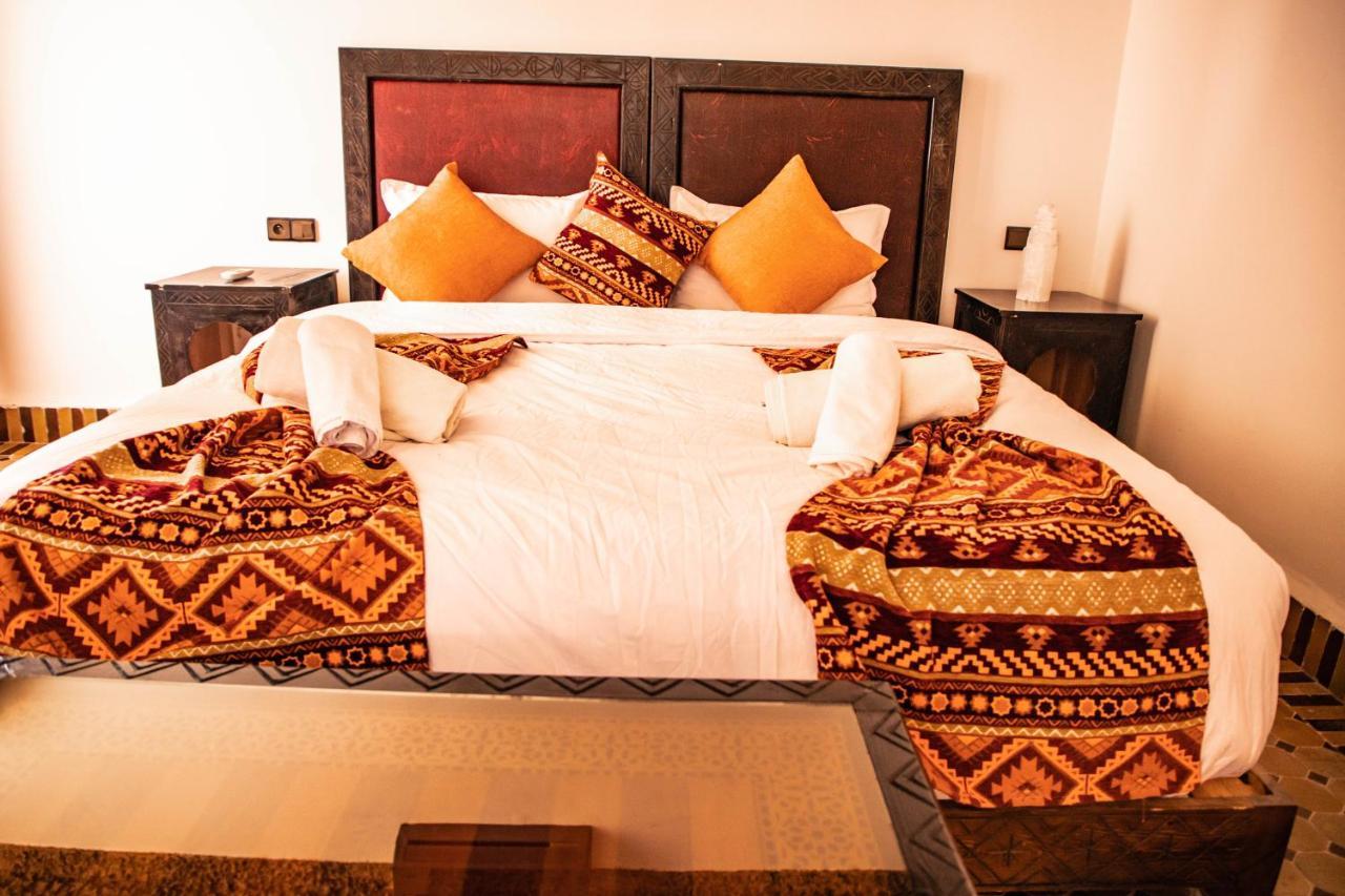 Riad Merzouga Dunes Exterior photo