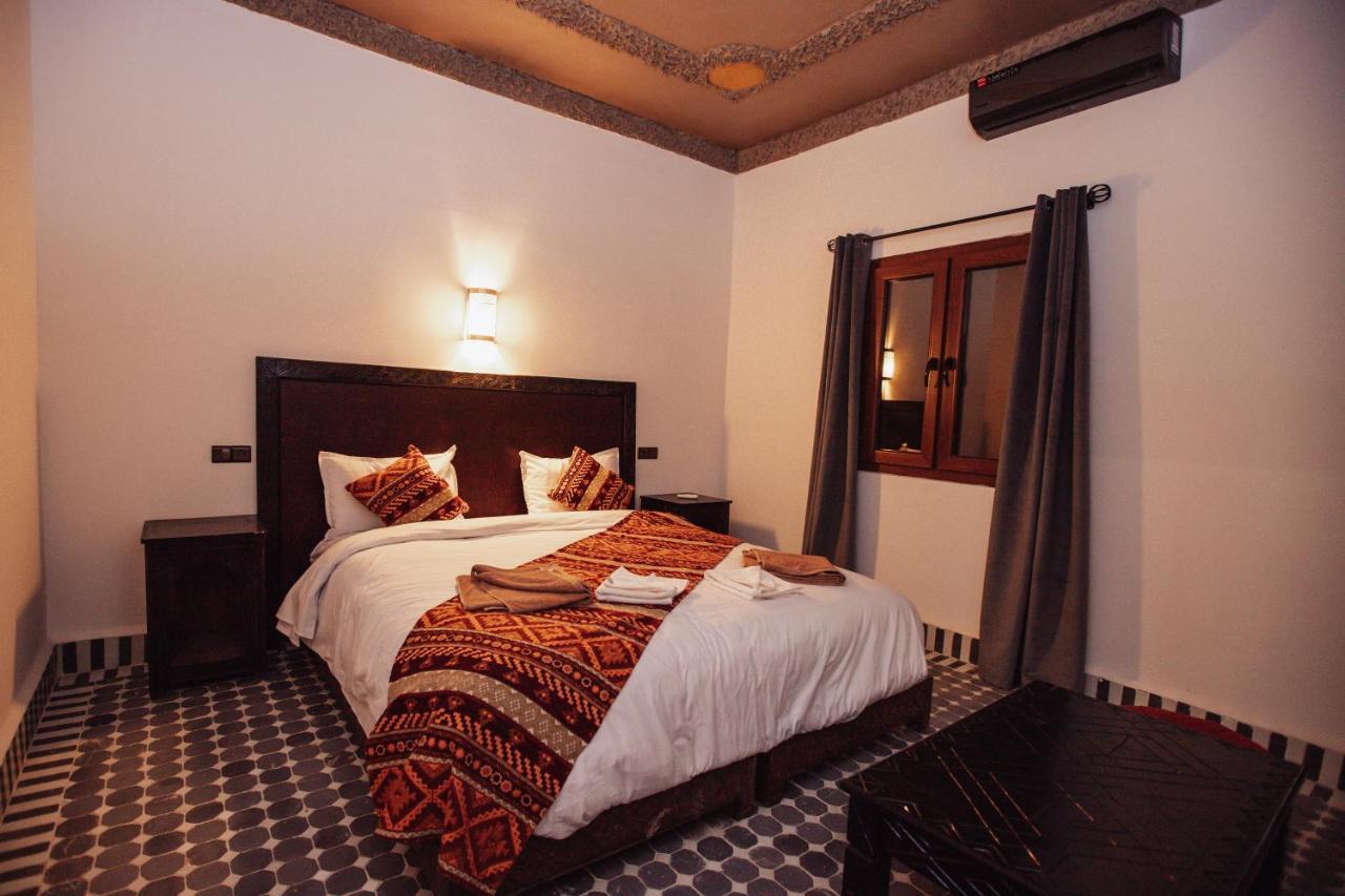 Riad Merzouga Dunes Exterior photo